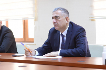 Kənd təsərrüfatı nazirinin müavini Elçin Zeynalov Şəkidə vətəndaşları qəbul edib, təsərrüfatlara baş çəkib