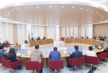 Nazir Məcnun Məmmədov Qabaqcıl Liderlik İnkişaf Proqramı çərçivəsində dəyirmi masa müzakirələrində iştirak edib