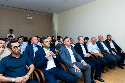 Qusarda “Dəqiq kənd təsərrüfatında süni intellektin tətbiqi” layihəsi çərçivəsində Bootcamp keçirilib